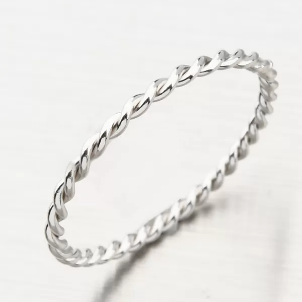 Strieborný prsteň GST-11315