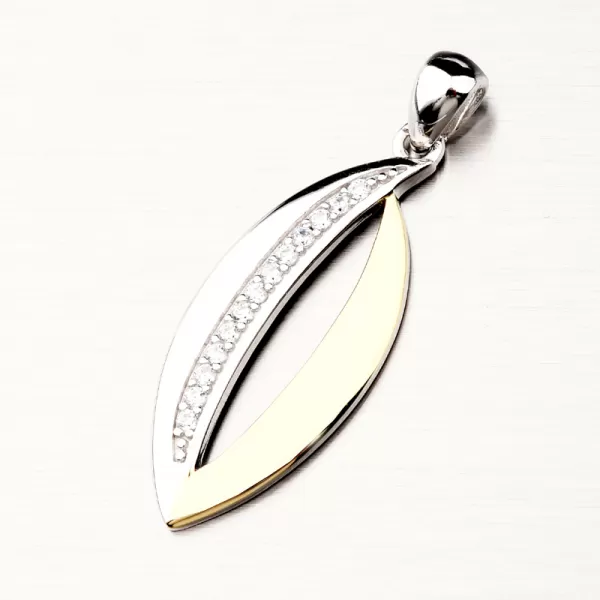 Pozlátený strieborný prívesok so zirkónmi PKL-3067