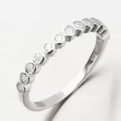 Strieborný prsteň so zirkónmi GST-11593