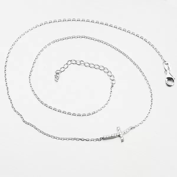 Strieborný náhrdelník s krížikom SST-15546/47