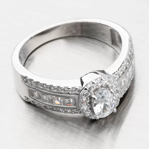 Strieborný prsteň so zirkónmi PKL-1031