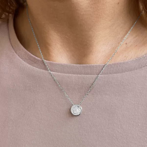 Strieborný náhrdelník s čírym zirkónom 12051.1 crystal