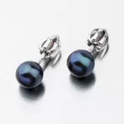 Náušnice kôstky z bieleho zlata s čiernou perlou