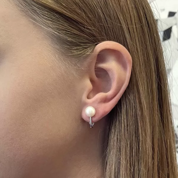 Strieborné náušnice klipsy s riečnou perlou 21082.1