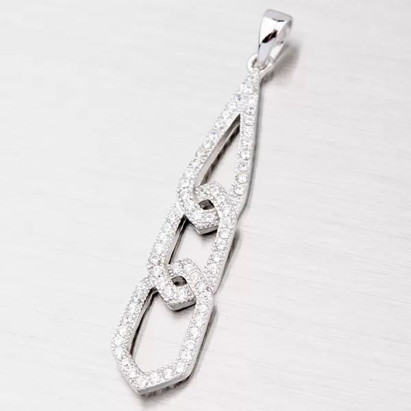 Elegantný strieborný prívesok AP1465