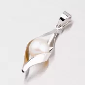 Prívesok s perlou z bieleho zlata 43-2766