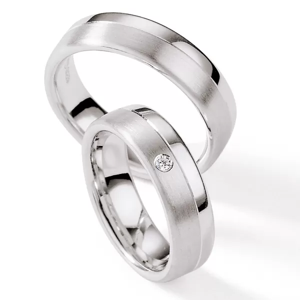 Strieborné snubné prstene s diamantom S110