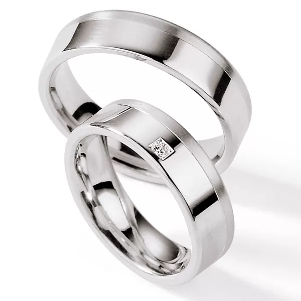 Strieborné snubné prstene s diamantom S111