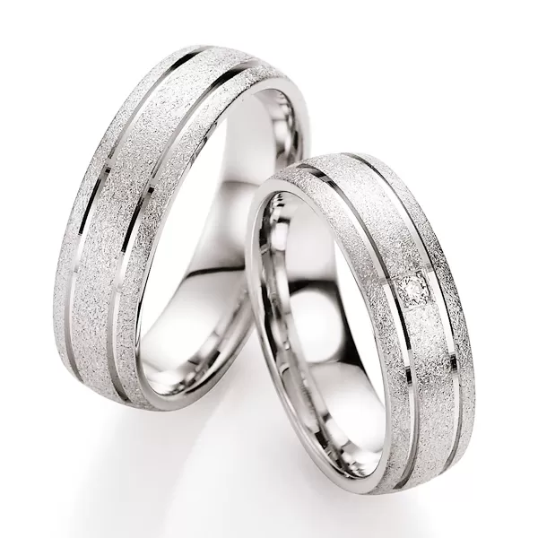 Snubné prstene strieborné s briliantom S10090