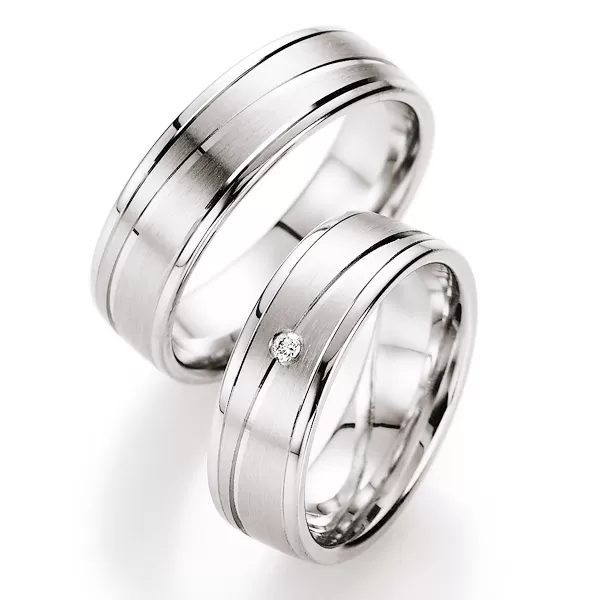 Snubné prstene strieborné s diamantom S10050