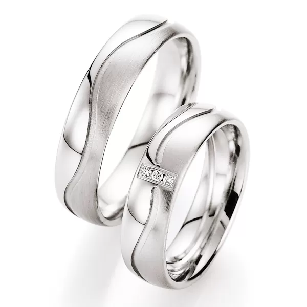 Snubné prstene strieborné s diamantom S10010