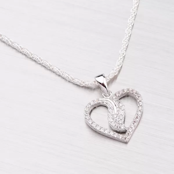 Strieborný prívesok so zirkónmi PXX02130695