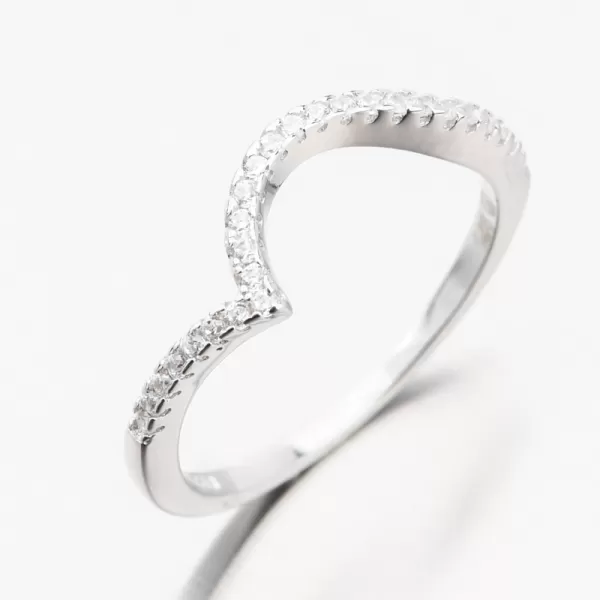 Strieborný prsteň so zirkónmi GST-11591