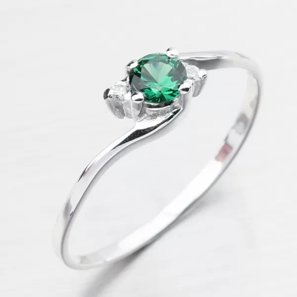 Biele zlato prsteň s smaragdom a zirkónmi 351p-10106b-Zel