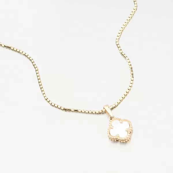 Dámsky prívesok zo žltého zlata 585 štvorlístok s perleťou 13R-425