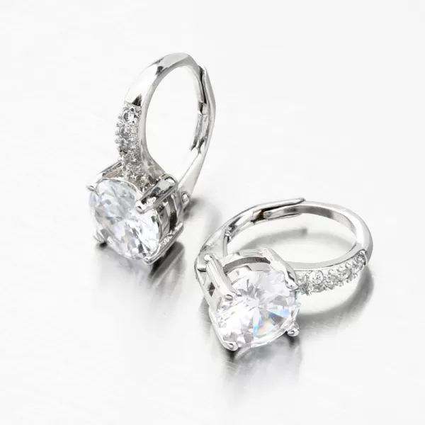 Strieborné náušnice so zirkónmi