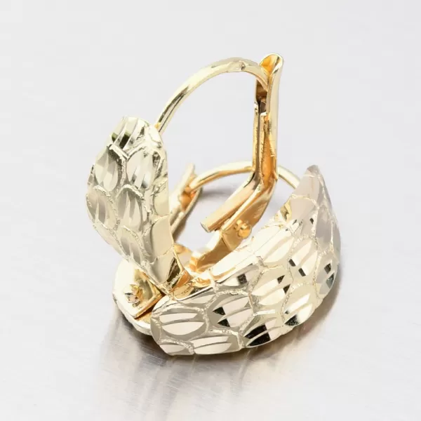 Zlaté náušnice s gravírovaním 42-32577