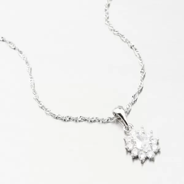 Strieborný prívesok so zirkónmi PKL-3144