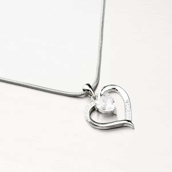 Strieborné srdce so zirkónmi PKL-3129