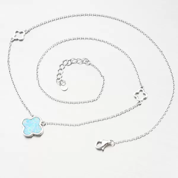 Strieborný náhrdelník so štvorlístkami a modrým opálom PKL-5020