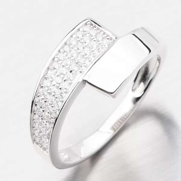 Strieborný prsteň so zirkónmi PKL-1064