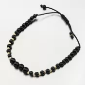 Náramok povrázkový z čiernych a zlatých guličiek PKL24-027