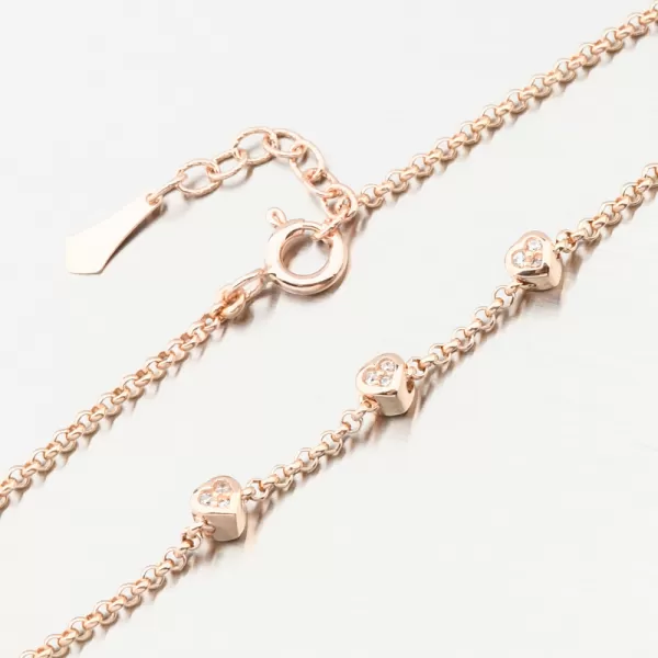 Náramok so srdiečkami DZF5740-CV-ZIR