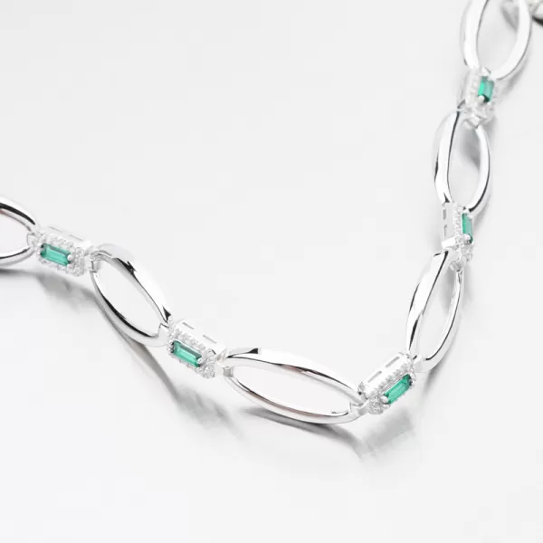 Strieborný náramok s smaragdmi a zirkónmi PKL-4043