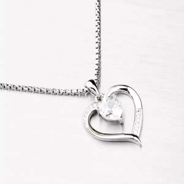 Strieborné srdce so zirkónmi PKL-3129