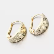 Zlaté náušnice s gravírovaním 42-32577