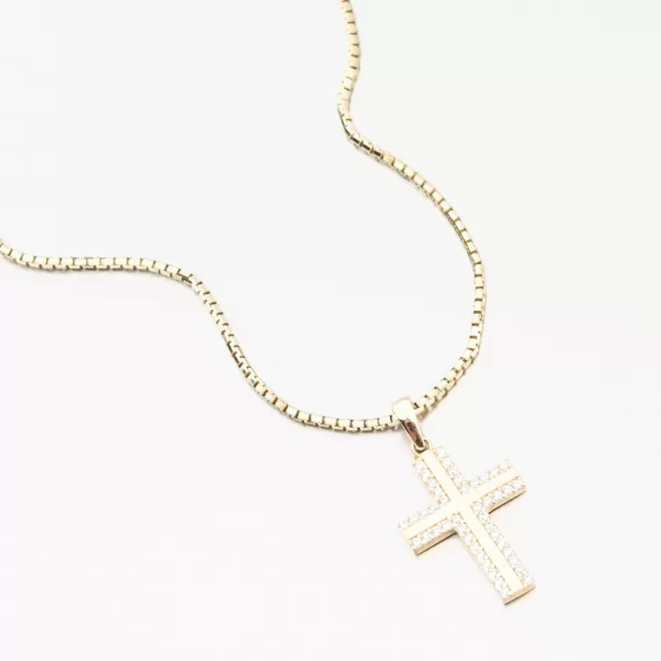 Zlatý prívesok krížik so zirkónmi 13R-422