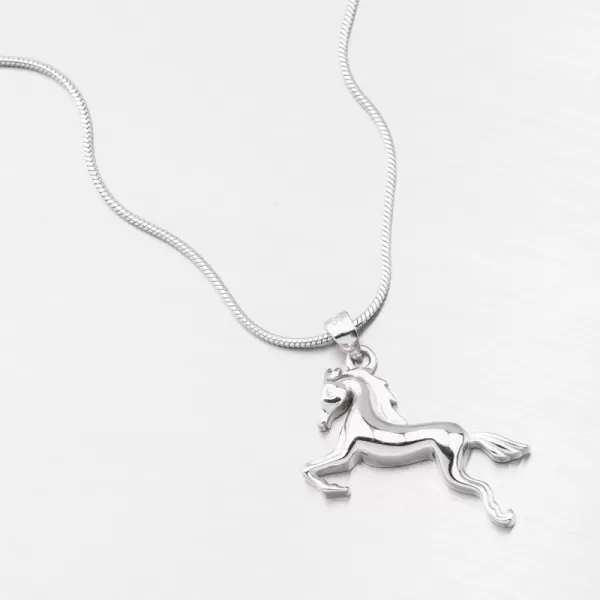 Strieborný prívesok HST-13185