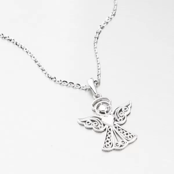 Prívesok z bieleho zlata anjel GCA13-021