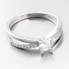 Strieborný prsteň so zirkónmi GST-11624