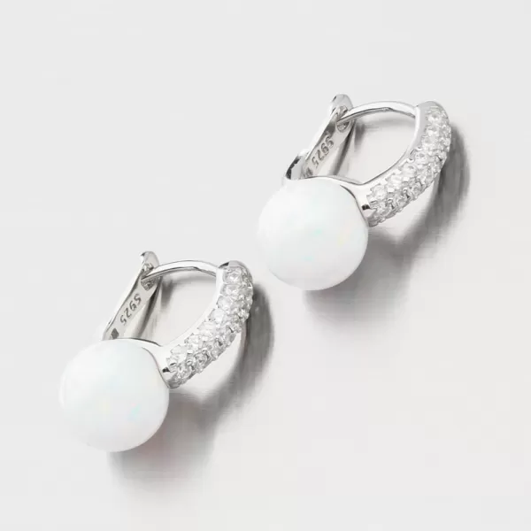 Strieborné náušnice s bielym opálom a so zirkónmi PKL-2165