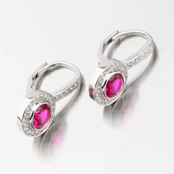 Strieborné náušnice s rubínom a so zirkónmi
