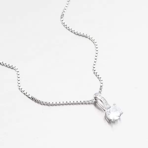 Strieborný prívesok so zirkónmi PKL-3165