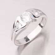 Prsteň so zirkónmi GZ2352B