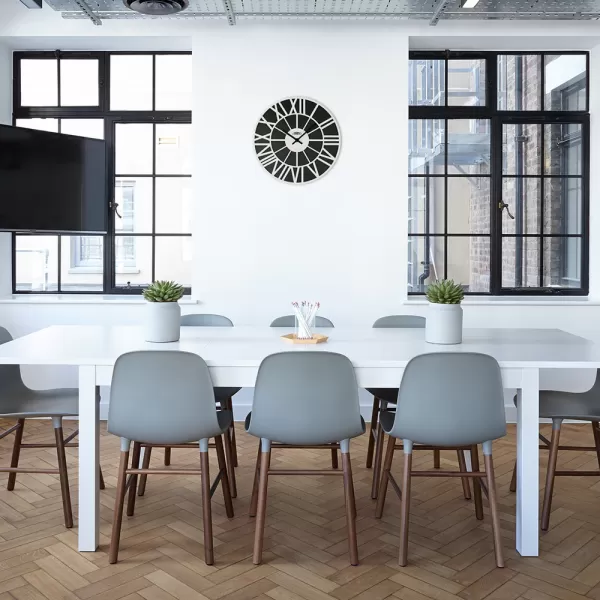 Nástenné hodiny PRIM Glamorous Rome - B E07P.4243.9000