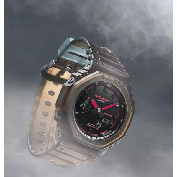 Casio G-Shock GA-2100K-5AER Carbon Core Guard