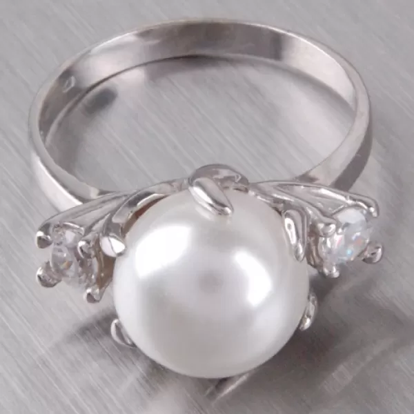 Strieborný prsteň s perlou a zirkónmi 6T1190B