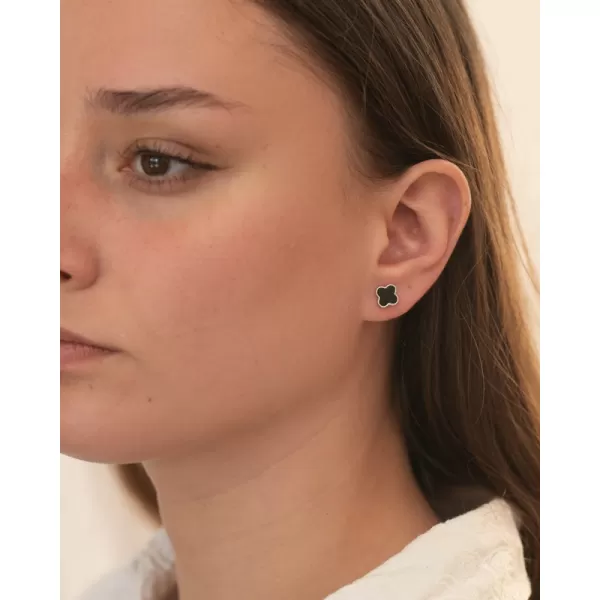 Strieborné náušnice Štyri listové ďatelina s Onyx PKL-2247