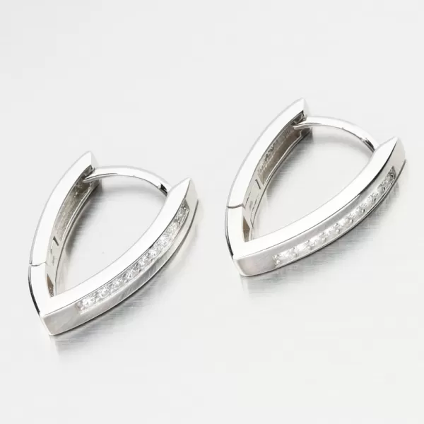 Strieborné náušnice so zirkónmi PKL-2262