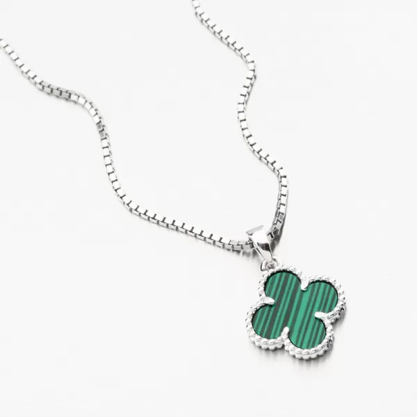 Strieborný prívesok Malachit štvorlístok Clover PKL-3150