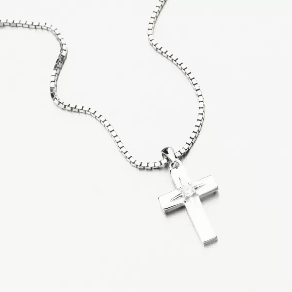 Strieborný prívesok s krížom s zirkónom PKL-3155